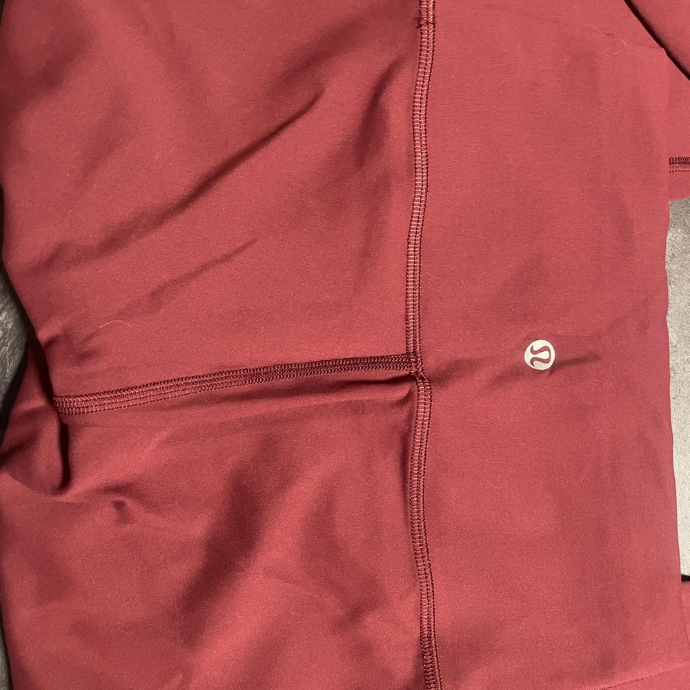 Burgundy 7/8 Lululemon Align